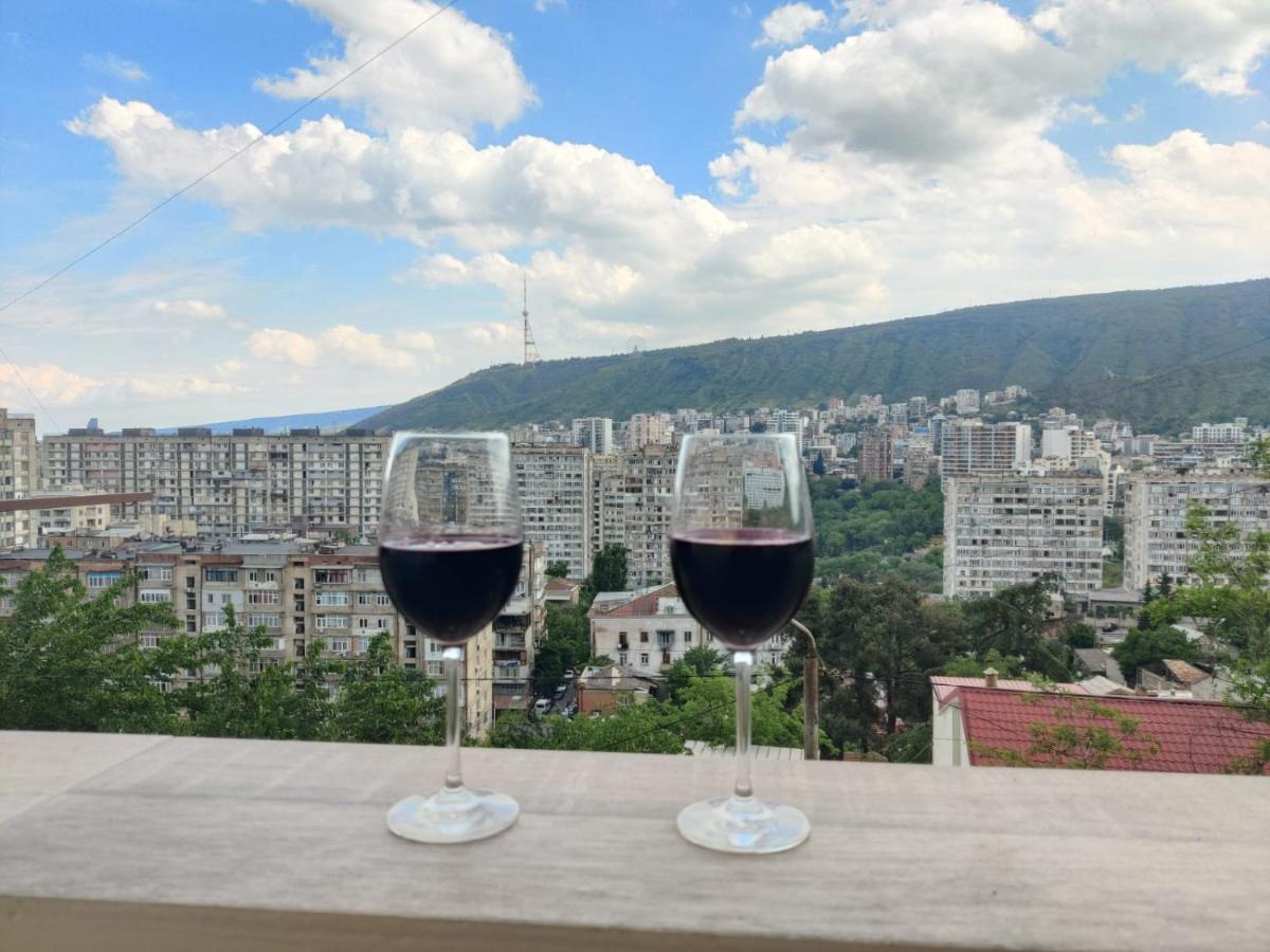 Tbilisi City View Apartment מראה חיצוני תמונה